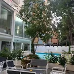 Royal Plaza Отель