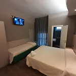 Royal Plaza Отель Римини