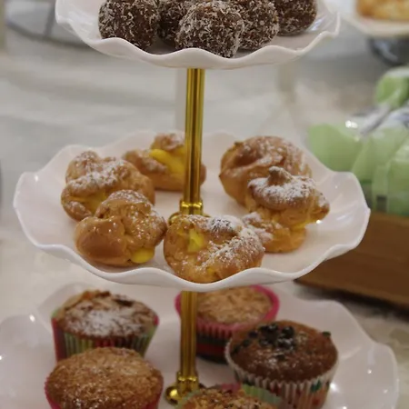 Royal Plaza Hotel 4*