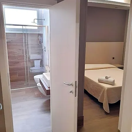 皇家广场酒店