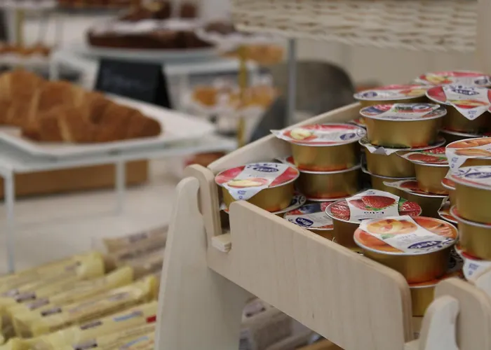 로얄 플라자 호텔 4*